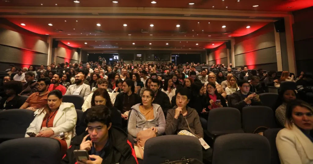 Foto do público presente no TEDx São José dos Campos em 2024