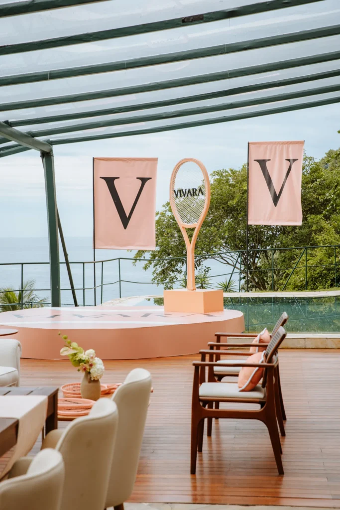 Foto do espaço criado pela Vivara para a ativação do Vivara Tennis Club