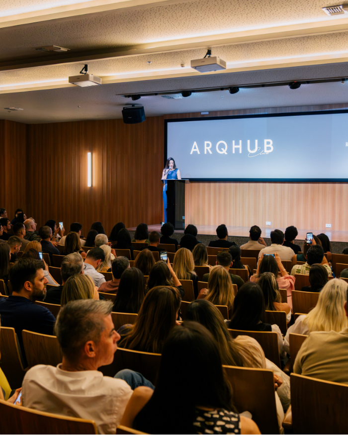 Foto da palestra de lançamento do Arq Hub Club
