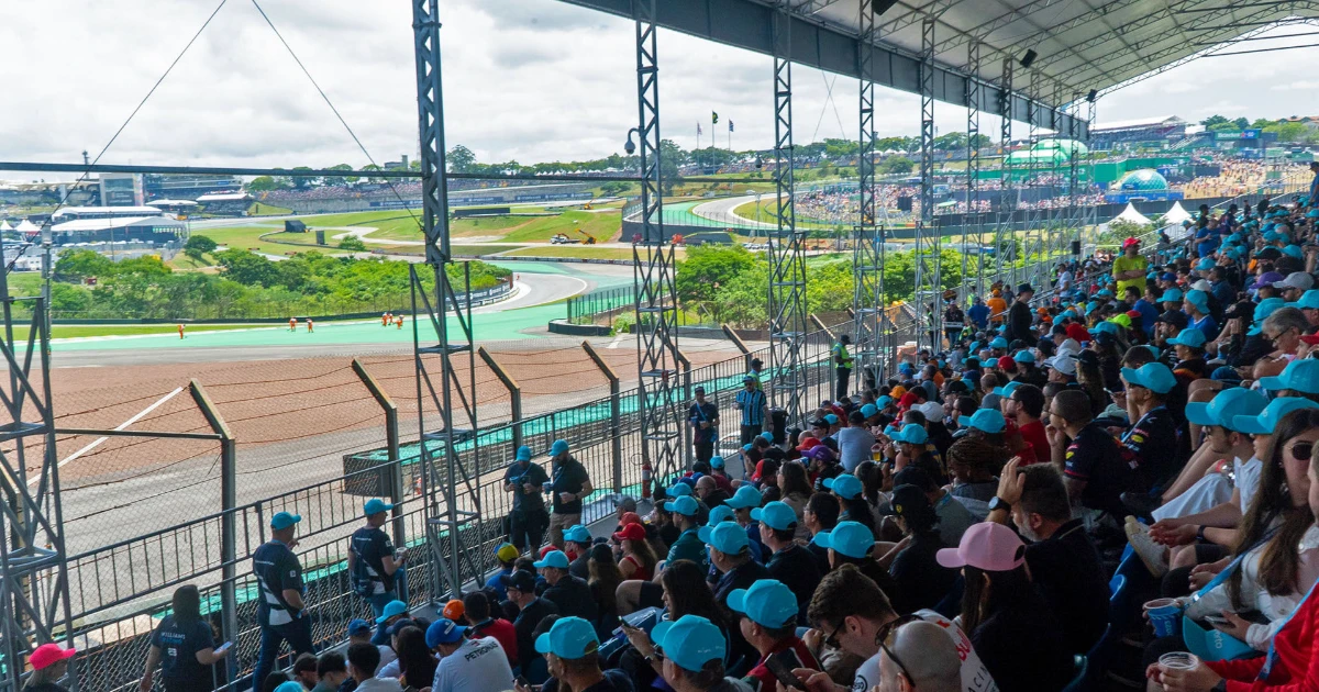 Foto da Arquibancada Porto em Interlagos
