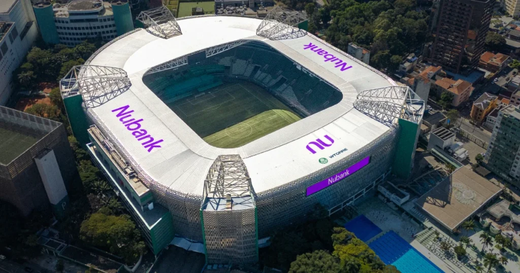 Foto aérea do estádio batizado com o nome Nubank Parque em São Paulo